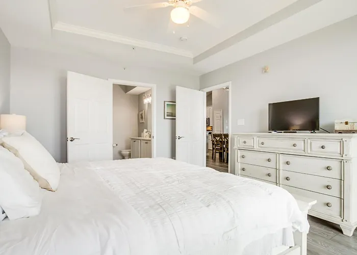 Pool, Access! Canal-front Ocean Gem